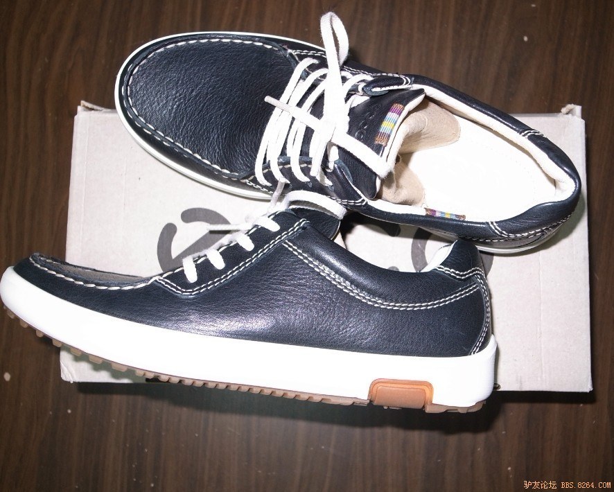 ECCO Essence Tie1.jpg