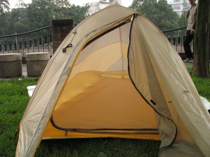 试搭ba飞溪单人帐篷 请高手进来指点下