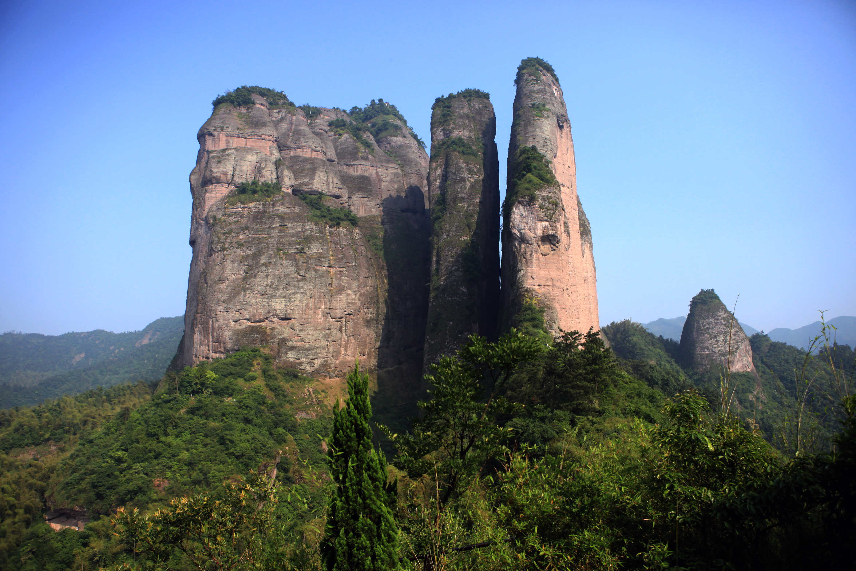 独游江郎山----景观超出预期,中国第1一线天(11页最险)(23页开始第1