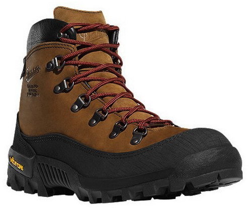 dannercraterrim被outside评选为最佳徒步靴