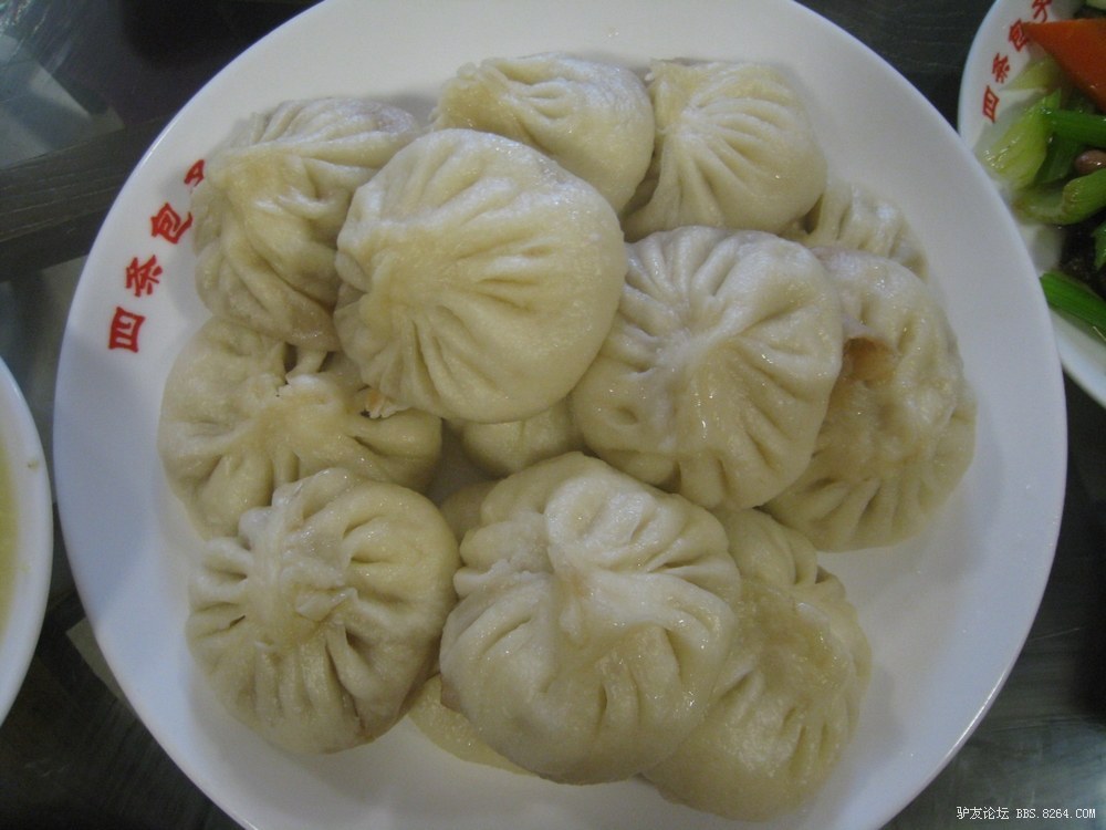 四条包子铺因坐落在古城山海关四条这条街上而得名