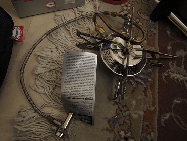 primus油炉用汽油燃烧时的黑色粉尘和黑色附着物?