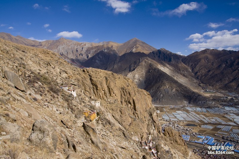 西藏色拉寺庙后山!