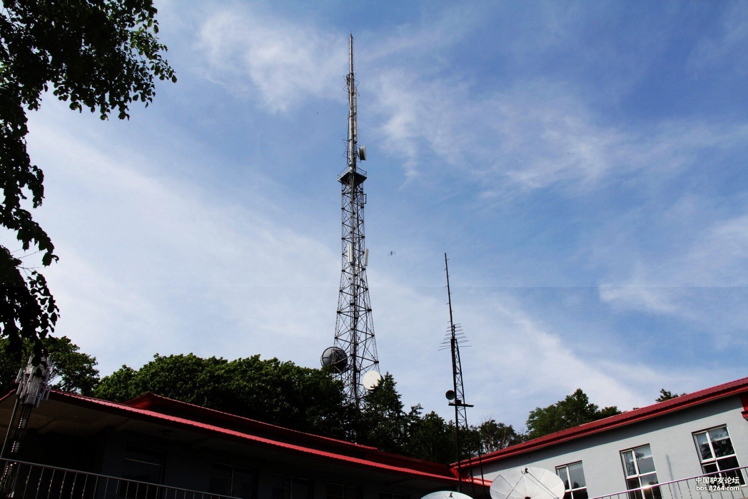 岗顶微波站响水河水乡人家休闲