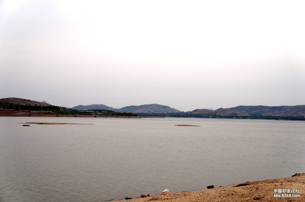 尼山水库,又称孔子胡,圣水湖.