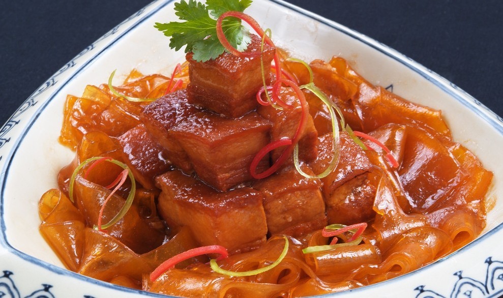 69 漠河美食之"奇鲜炖补" 漠河阿林  &nbsp;  东北菜-红烧肉