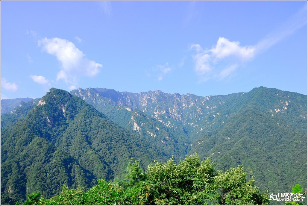 盛夏度假红河谷雄奇险峻四嘴山