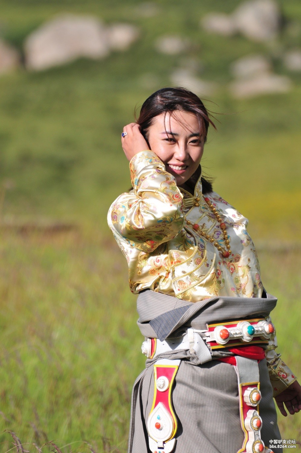 安多美女与年保玉则神山