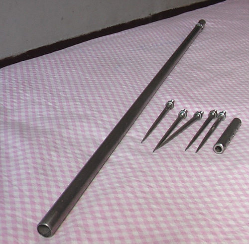 驴友自制的超强多用工具--户外生存工具鱼叉