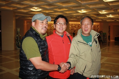探路者盛发强;奥索卡刘平格;思凯乐曾花对户外品牌进行议题研讨;探险